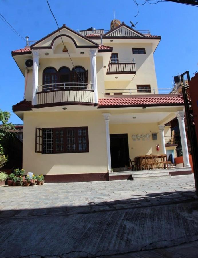 Cozy Home Jawlakhel Exterior photo
