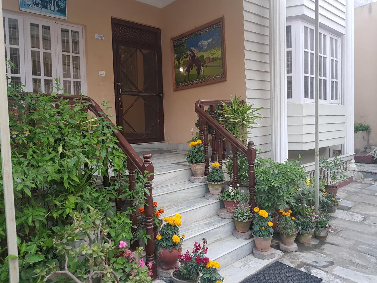 Cozy Home Jawlakhel Exterior photo